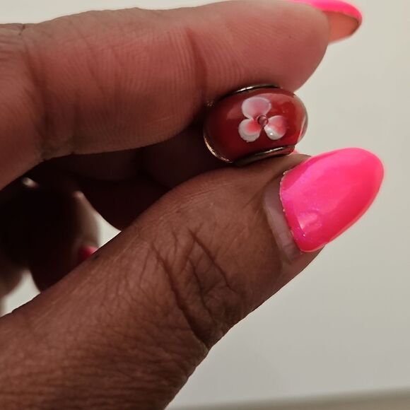 Murano Glass Bead Flower Charm Stamped 925 Burgandy/ White - Picture 9 of 16